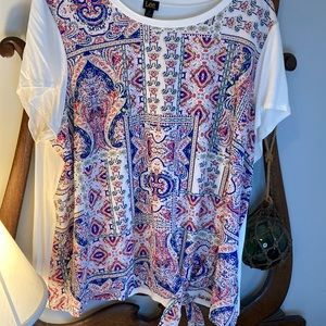Lee 2x ladies short sleeve top NWOT white back . Multi front
